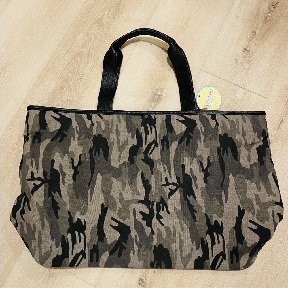 Viv & Lou - Ally Tote Bag - Trendy Black and Gray Camo Camouflage - NWT